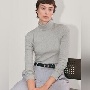 Everlane Gray Long Sleeve Tee